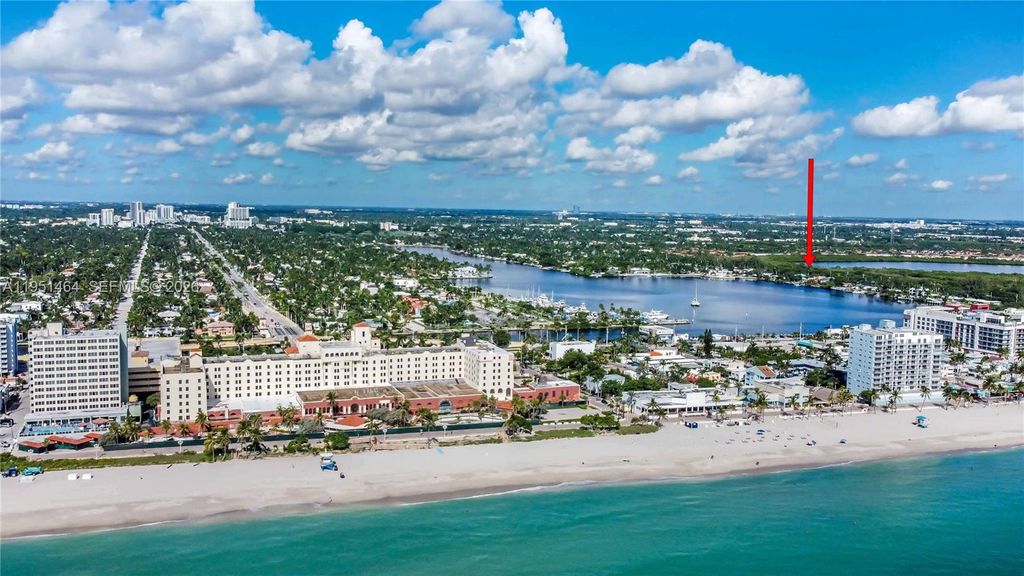 844 Johnson St, Hollywood, FL 33019