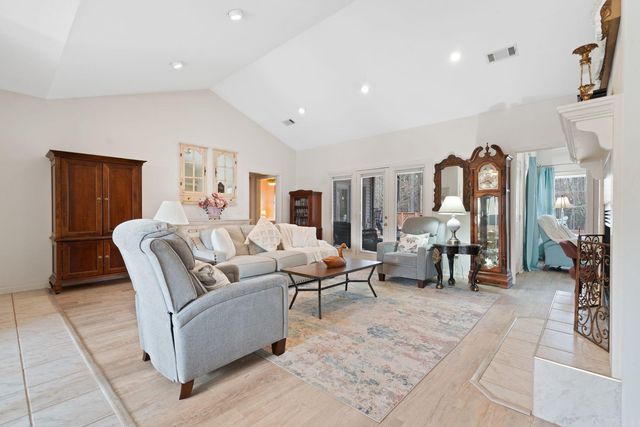 5 Bosque Place, Hot Springs Village, AR 71909