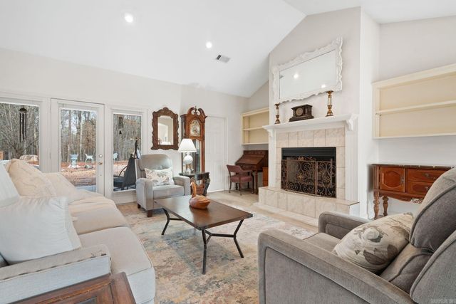 5 Bosque Place, Hot Springs Village, AR 71909