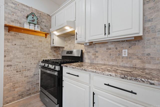 5 Bosque Place, Hot Springs Village, AR 71909