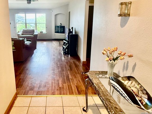7142 CORAL SPGS, San Antonio, TX 78250