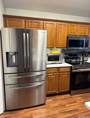 7142 CORAL SPGS, San Antonio, TX 78250