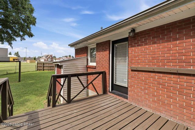 3103 Evon Ct, Jeffersontown, KY 40299