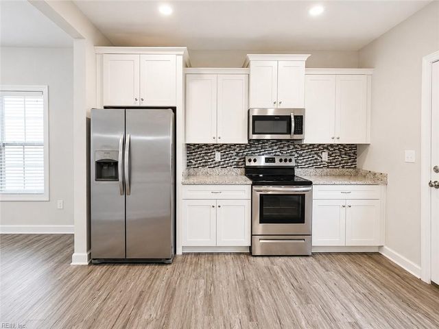 2204 Engle AVE, Chesapeake, VA 23320