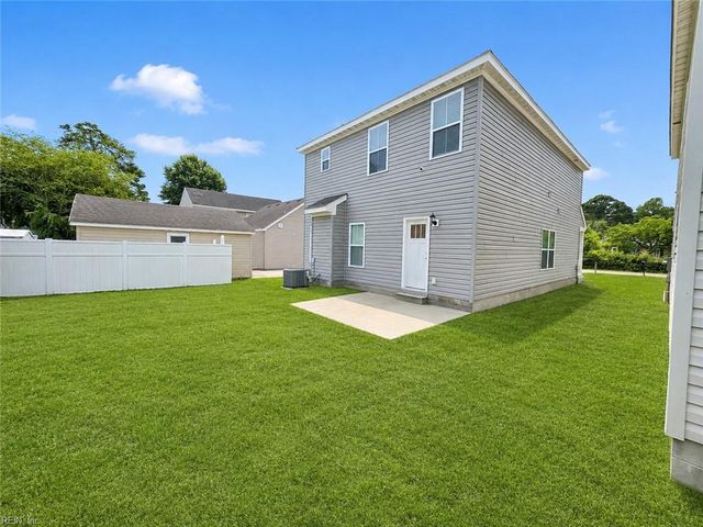 2204 Engle AVE, Chesapeake, VA 23320