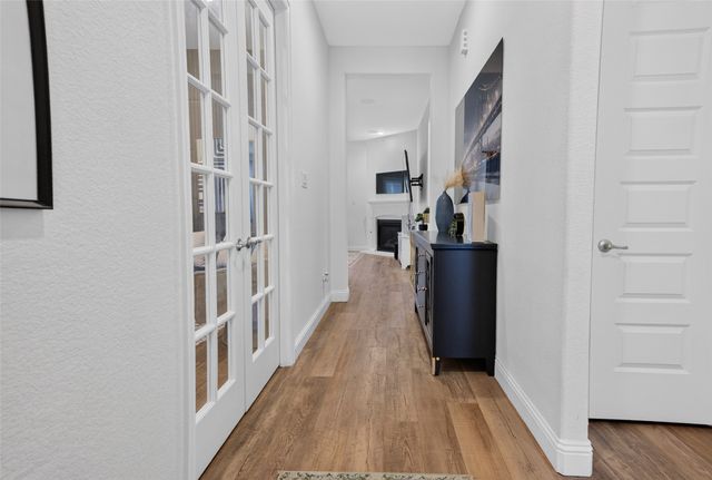 7223 Fallen Crest Lane, Arlington, TX 76001