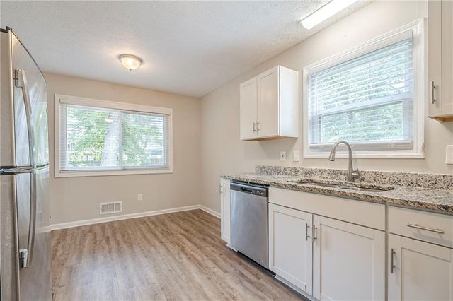 3156 Sasanqua SW Lane, Marietta, GA 30008