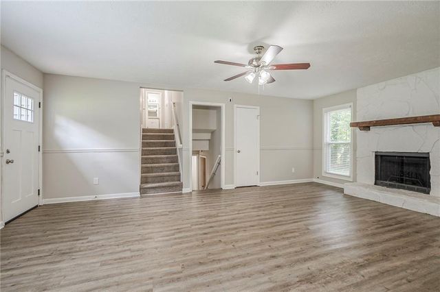 3156 Sasanqua SW Lane, Marietta, GA 30008