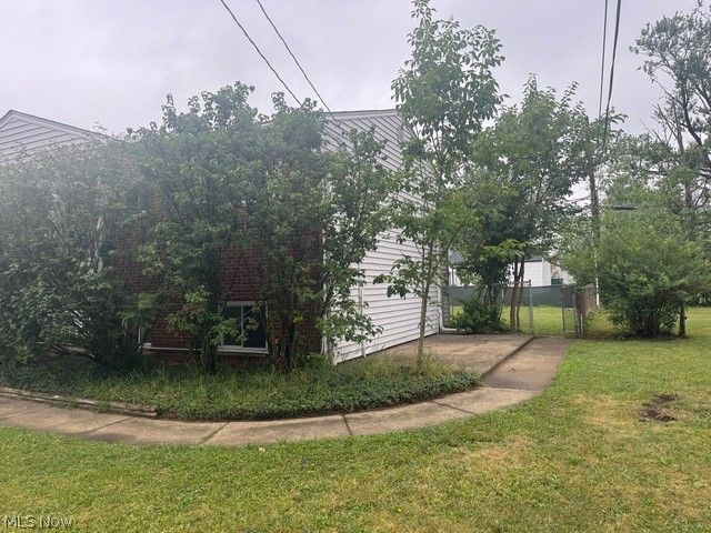 24051 Columbus Road, Bedford Heights, OH 44146