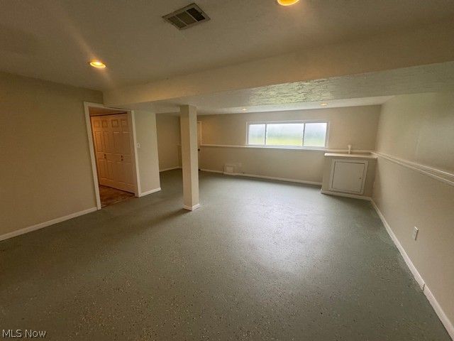24051 Columbus Road, Bedford Heights, OH 44146