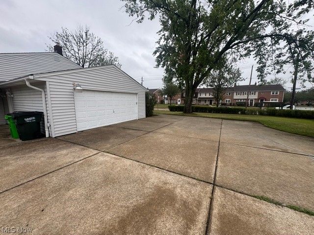 24051 Columbus Road, Bedford Heights, OH 44146