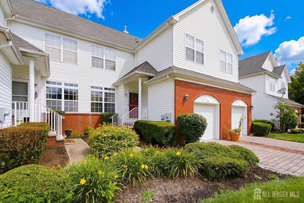 10 Wordsworth Court, East Windsor, NJ 08520
