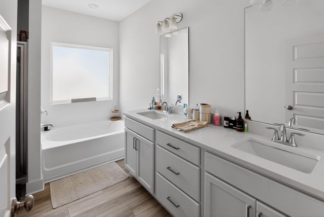 159 Blooming Cove, Crestview, FL 32539