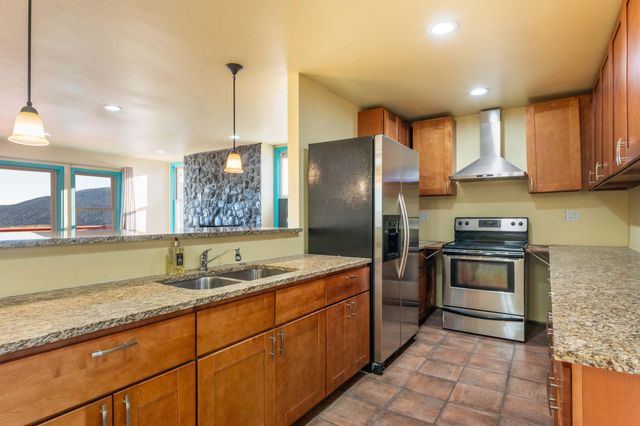 12 Perdiz Canyon Road, Placitas, NM 87043