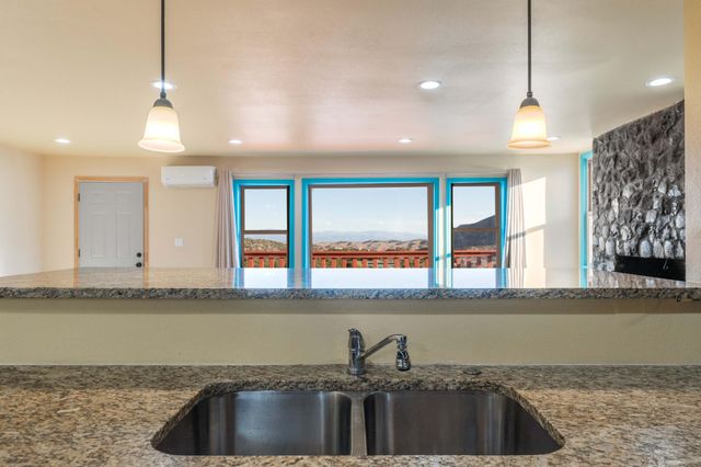 12 Perdiz Canyon Road, Placitas, NM 87043