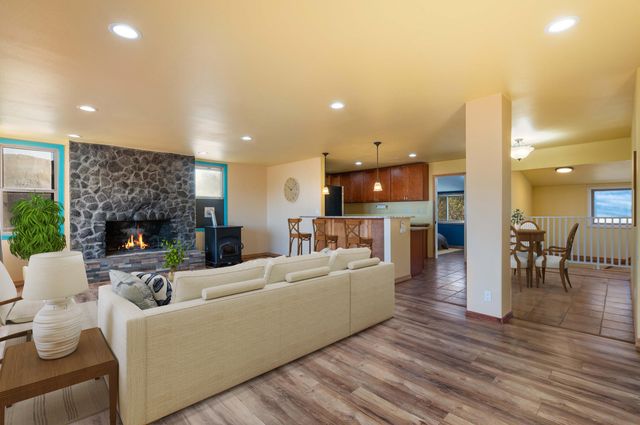 12 Perdiz Canyon Road, Placitas, NM 87043