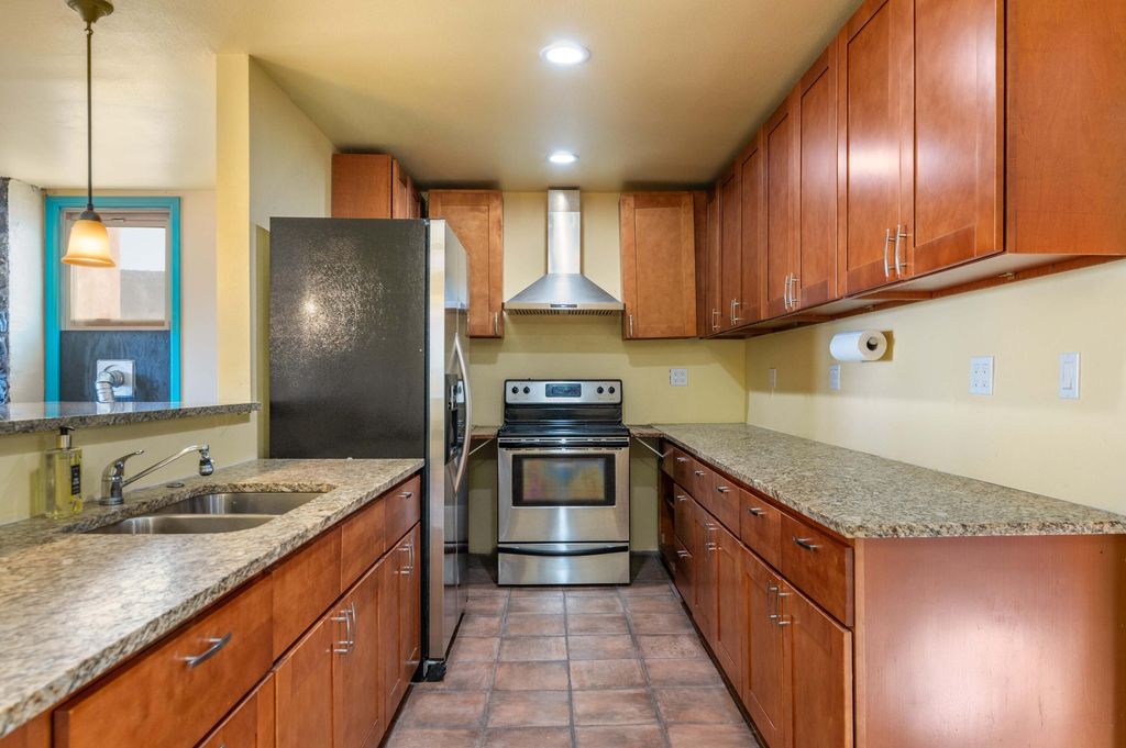 Image 14 of property listing at 12 Perdiz Canyon Road, Placitas, NM 87043