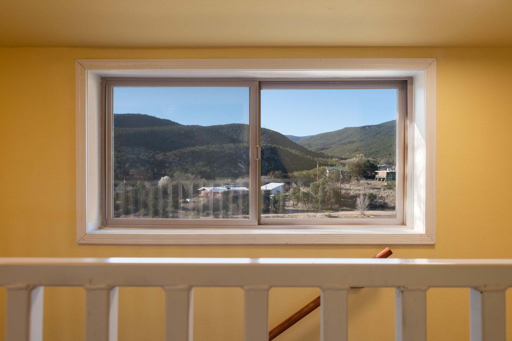 Image 22 of property listing at 12 Perdiz Canyon Road, Placitas, NM 87043