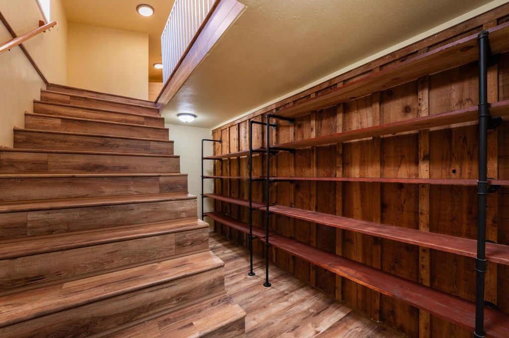 Image 27 of property listing at 12 Perdiz Canyon Road, Placitas, NM 87043