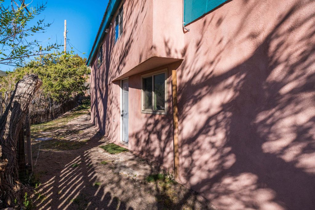 Image 29 of property listing at 12 Perdiz Canyon Road, Placitas, NM 87043