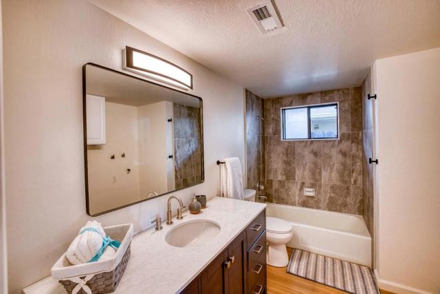 120 Grant Street, Santa Cruz, CA 95060