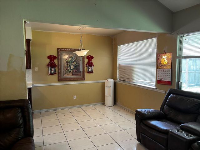 7727 Log Hollow Drive, Houston, TX 77040