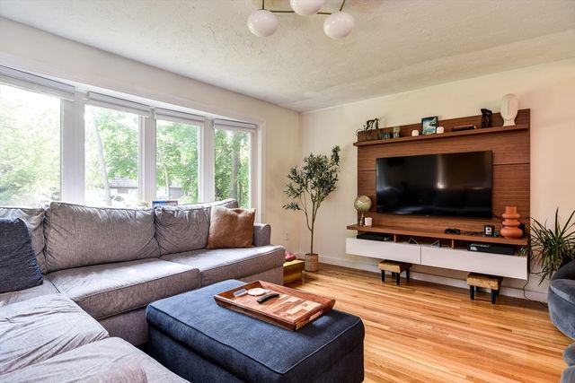 846 Front St 1, Weymouth, MA 02190