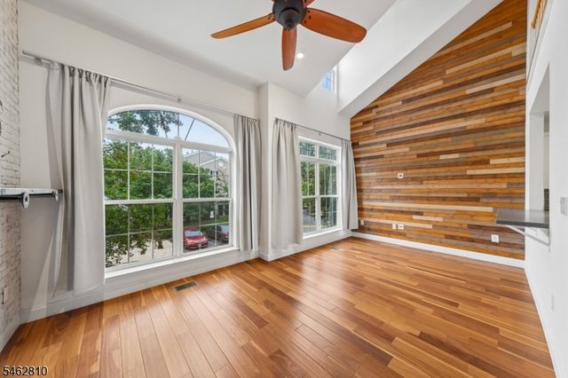 135 Riverwalk Way 135, Clifton City, NJ 07014