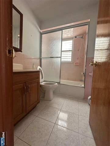 404 3rd Street 2, Harrison, NJ 07029