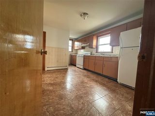 404 3rd Street 2, Harrison, NJ 07029