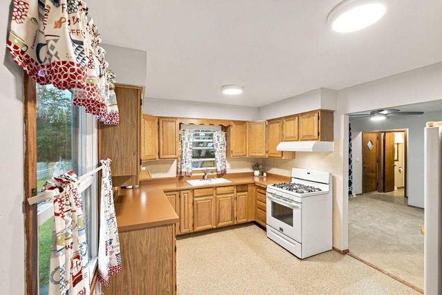 10931 W Kaul AVENUE, Milwaukee, WI 53225