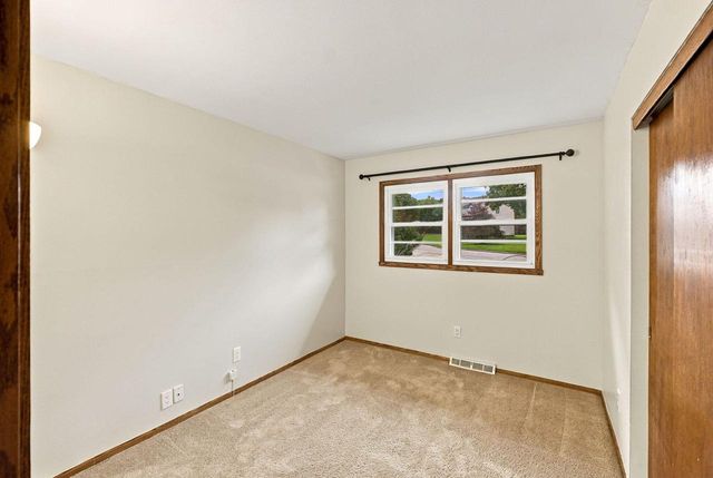 10931 W Kaul AVENUE, Milwaukee, WI 53225