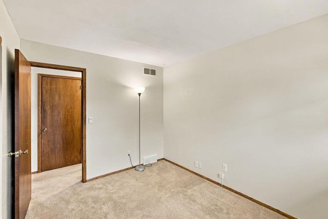 10931 W Kaul AVENUE, Milwaukee, WI 53225