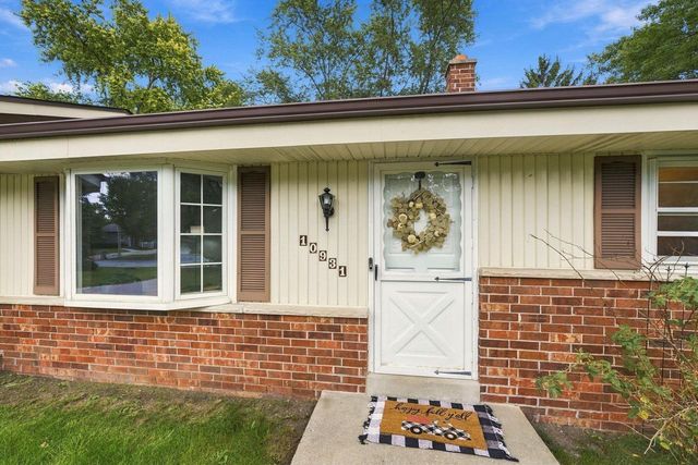 10931 W Kaul AVENUE, Milwaukee, WI 53225