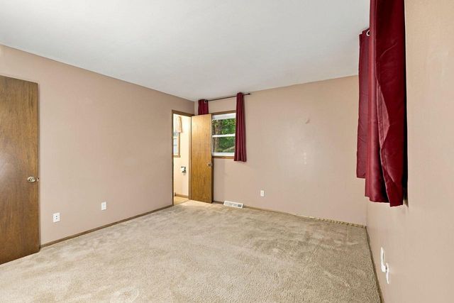 10931 W Kaul AVENUE, Milwaukee, WI 53225