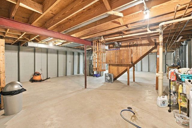10931 W Kaul AVENUE, Milwaukee, WI 53225