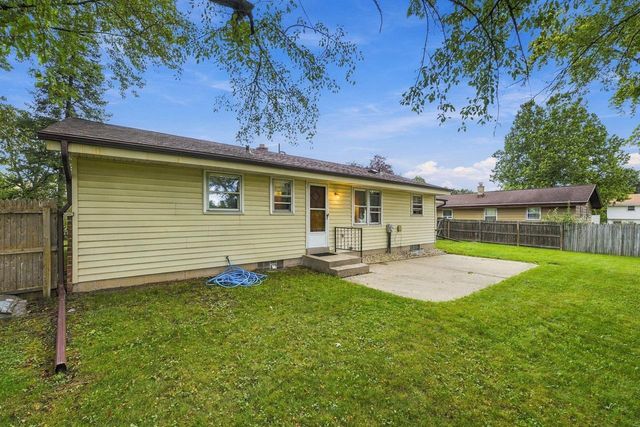 10931 W Kaul AVENUE, Milwaukee, WI 53225
