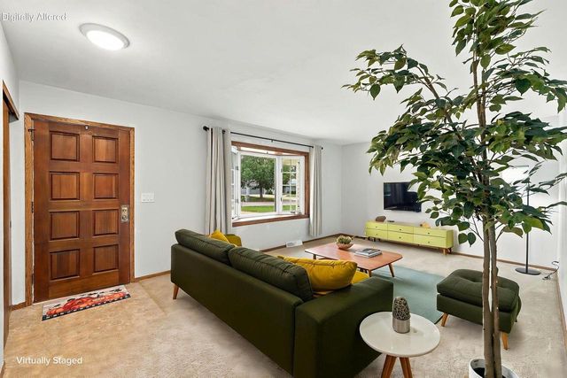 10931 W Kaul AVENUE, Milwaukee, WI 53225