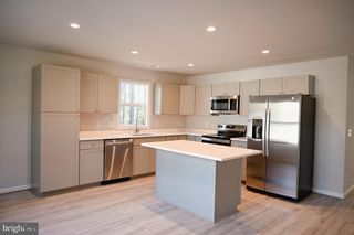 86 WOODBINE DR, Colonial Beach, VA 22443