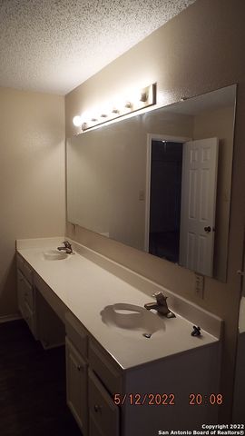 3422 SUNLIT GRove, San Antonio, TX 78247