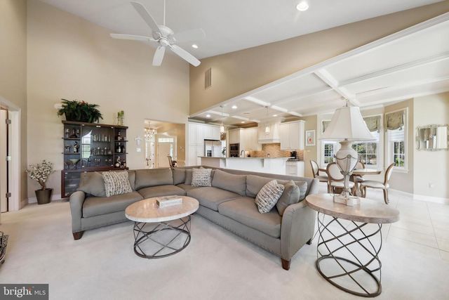 26 HARLOW CIRCLE, Medford, NJ 08055