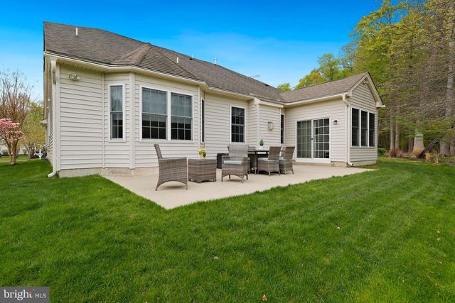 26 HARLOW CIRCLE, Medford, NJ 08055