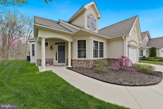 26 HARLOW CIRCLE, Medford, NJ 08055
