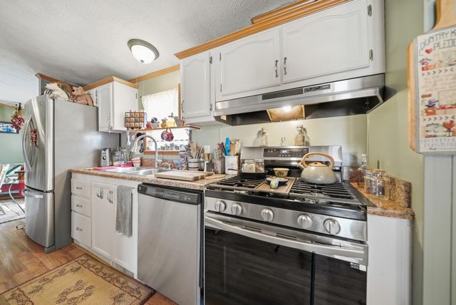 54 Old Ashby Road, Greenville, NH 03048