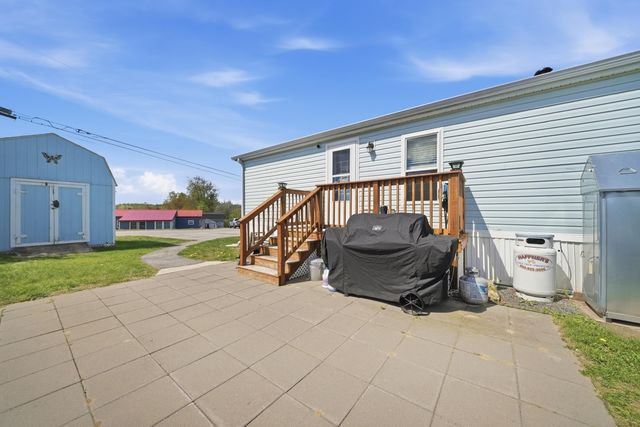 54 Old Ashby Road, Greenville, NH 03048