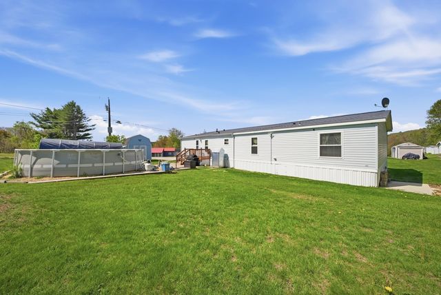 54 Old Ashby Road, Greenville, NH 03048