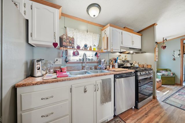 54 Old Ashby Road, Greenville, NH 03048