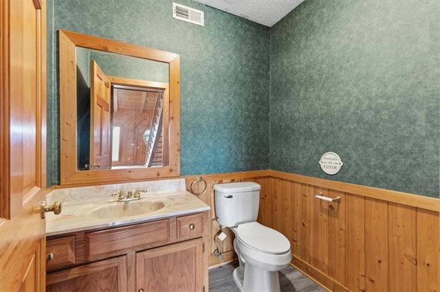 1478 Shinbone Valley Rd, La Fayette, GA 30728