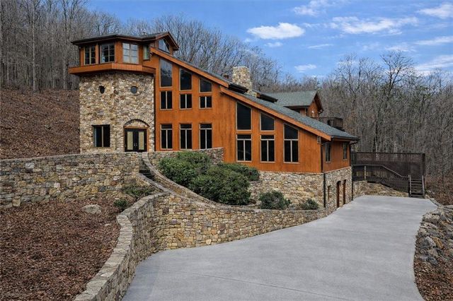 1478 Shinbone Valley Rd, La Fayette, GA 30728