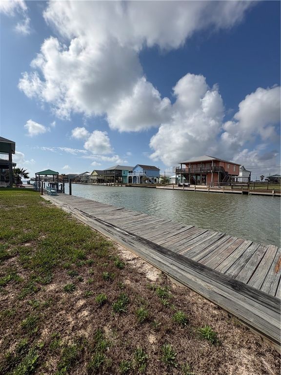 423 Palmetto Point, Rockport, TX 78382 — photo 2